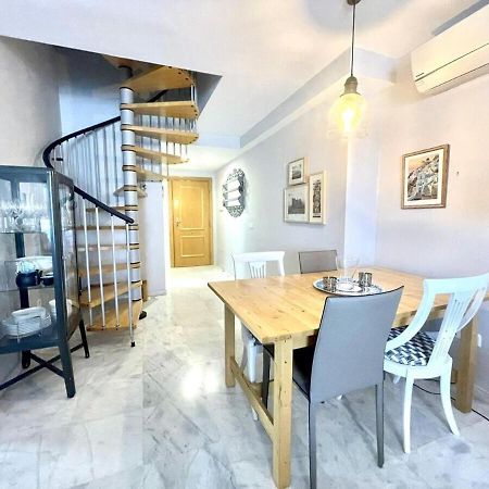 Calu Homes Duplex Cerca Playa De Huelin Málaga Dış mekan fotoğraf