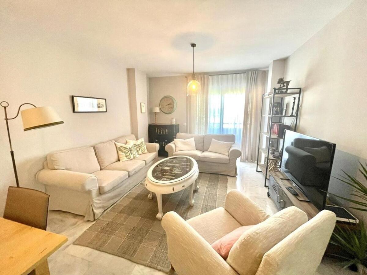 Calu Homes Duplex Cerca Playa De Huelin Málaga Dış mekan fotoğraf