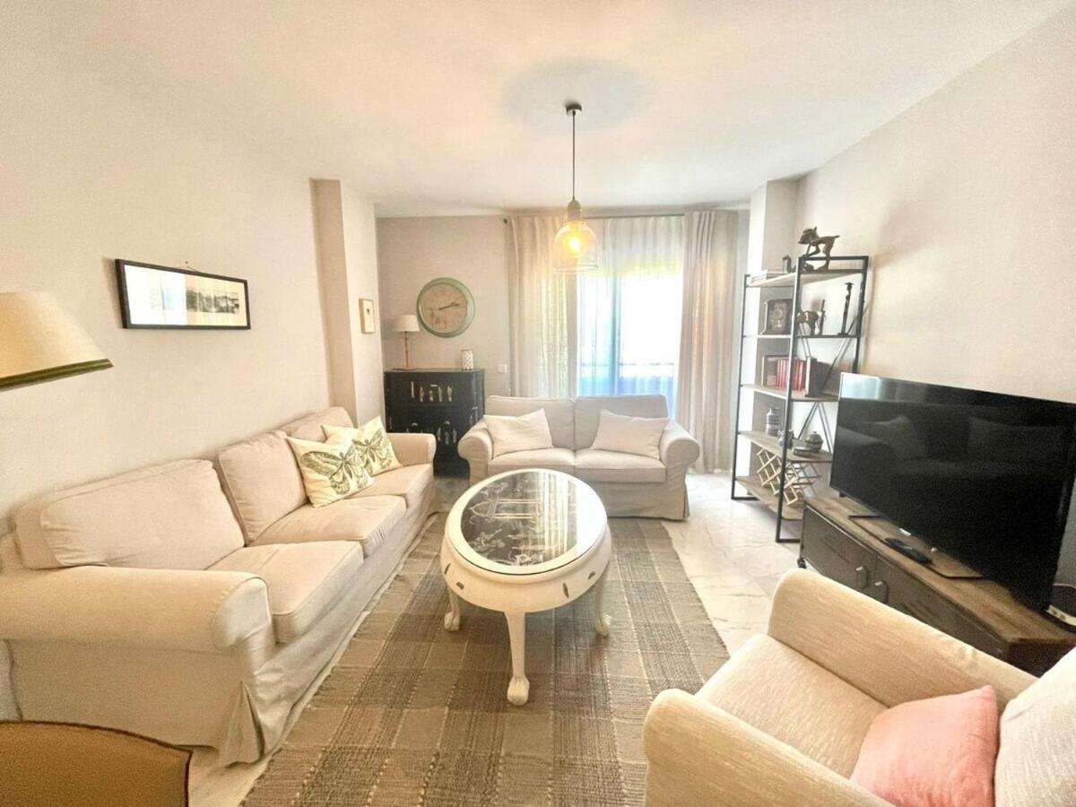 Calu Homes Duplex Cerca Playa De Huelin Málaga Dış mekan fotoğraf