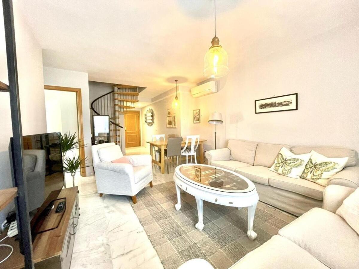 Calu Homes Duplex Cerca Playa De Huelin Málaga Dış mekan fotoğraf